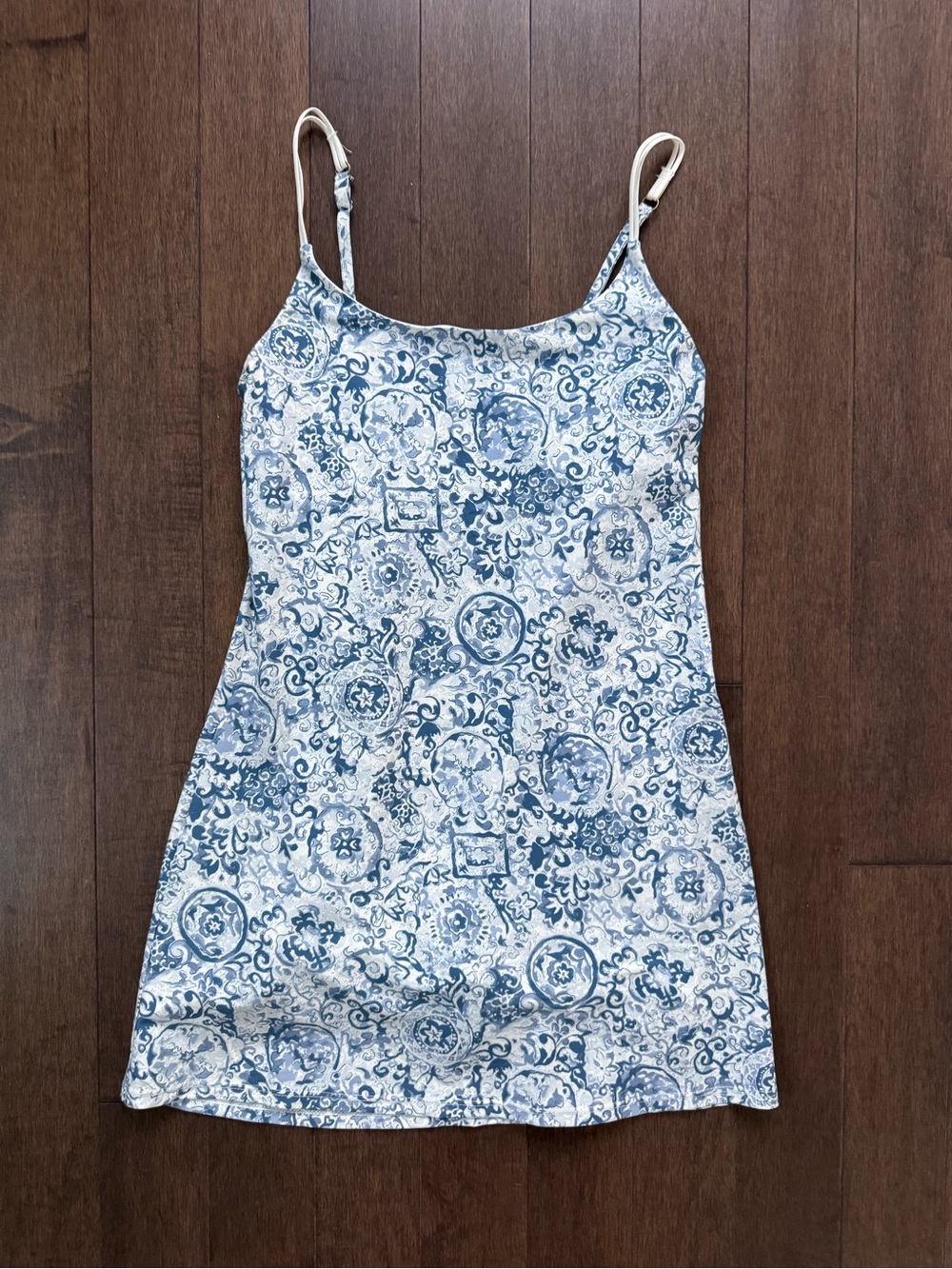 Abercrombie & Fitch Blue and White Printed Spaghetti-Strap Cami
